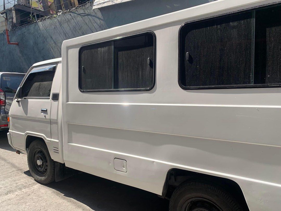 Fb store type van