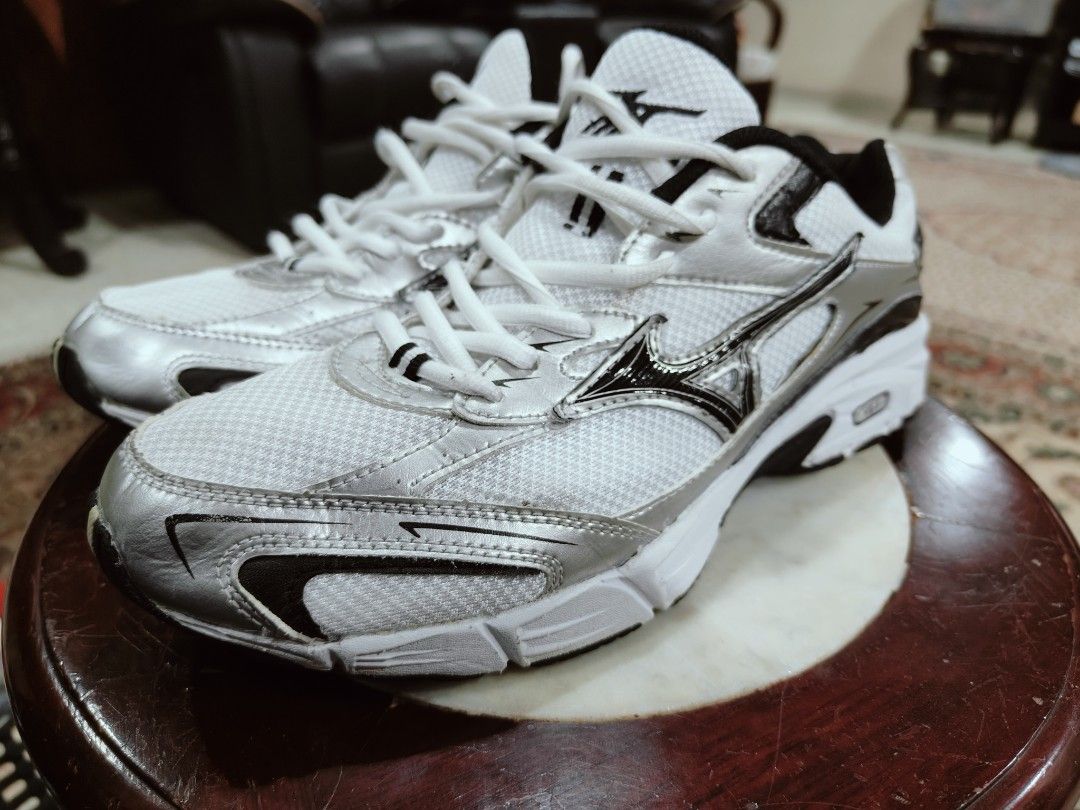 Mizuno sales vs-1 shoes