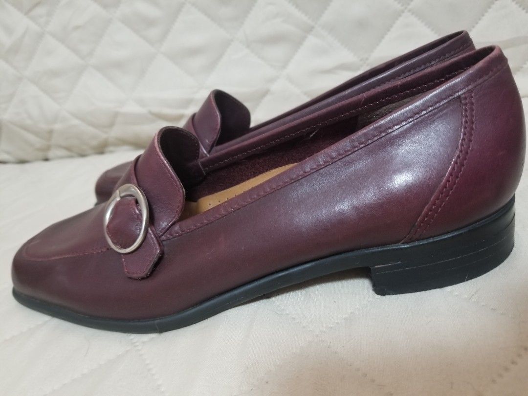 Where are naturalizer shoes made clearance