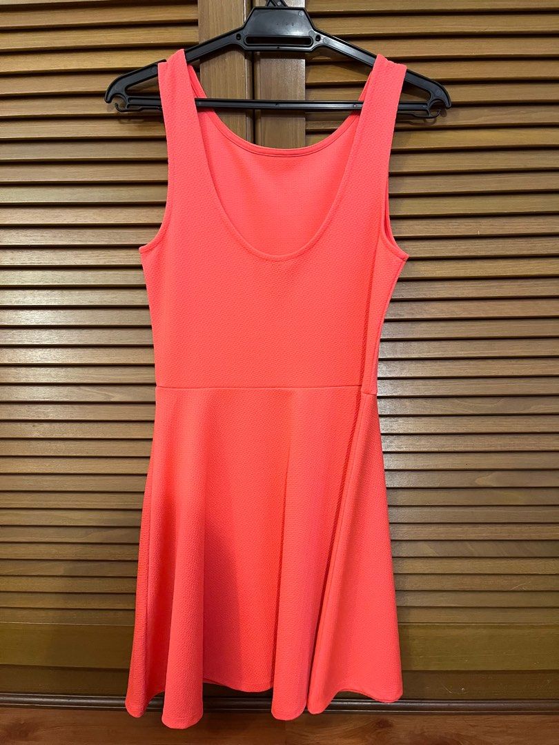 Neon 2025 clothes h&m
