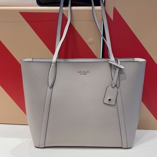 （分類：）位於 。 由 vanessapineapple 提交（商品編號 1276481868，圖片 1）。簡介： 。