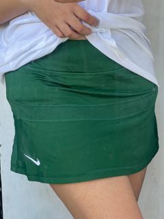 Nike Active Set  Dri-FIT Women Golf Green Skort Tennis Skirt And Nike Sports Bra