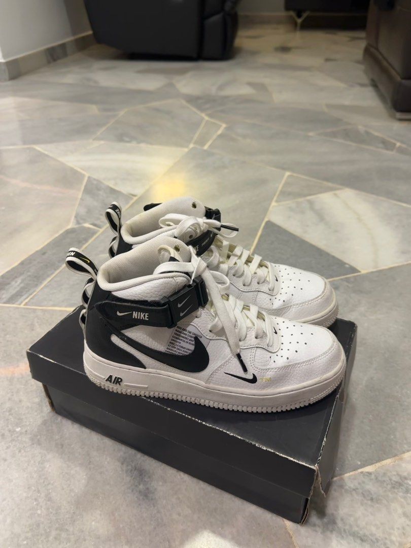 NIKE Air Force 1 Utility Mid UK6