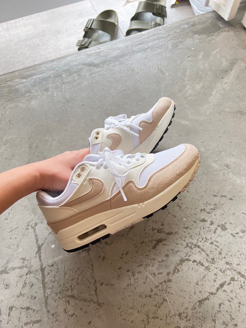 Nike Air Max 1 Womens Pale Ivory white beige nude taupe ivory US 7