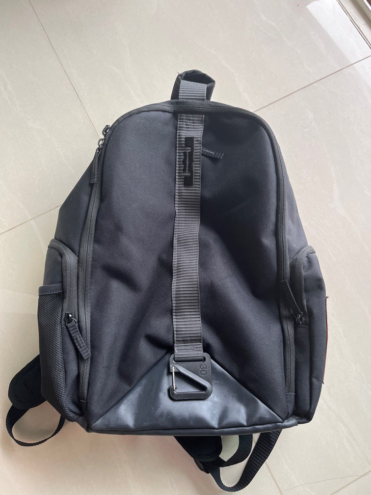 Lebron elite bag hotsell