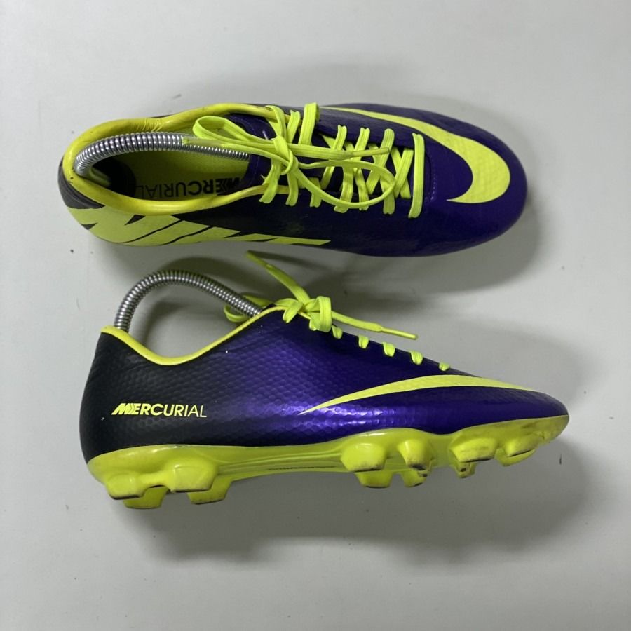 Sepatu bola nike mercurial victory hot sale
