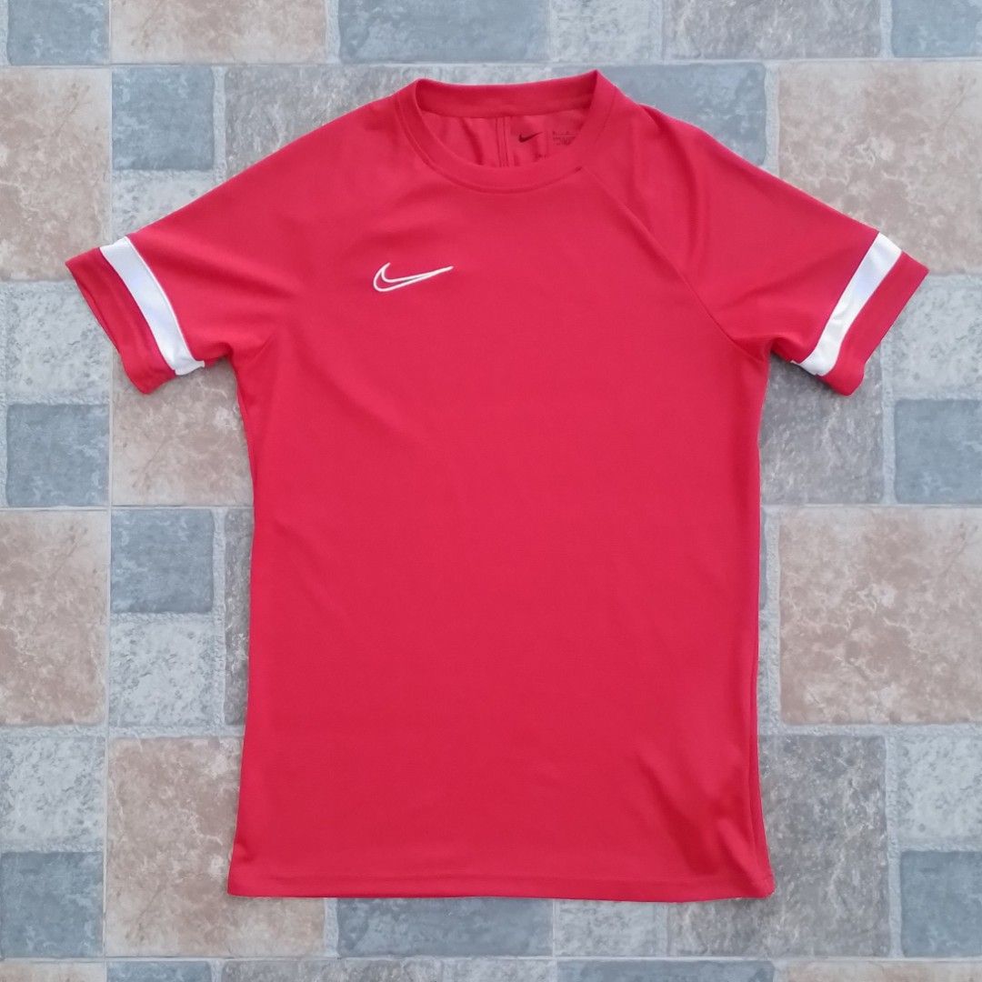 mens red dri fit shirt