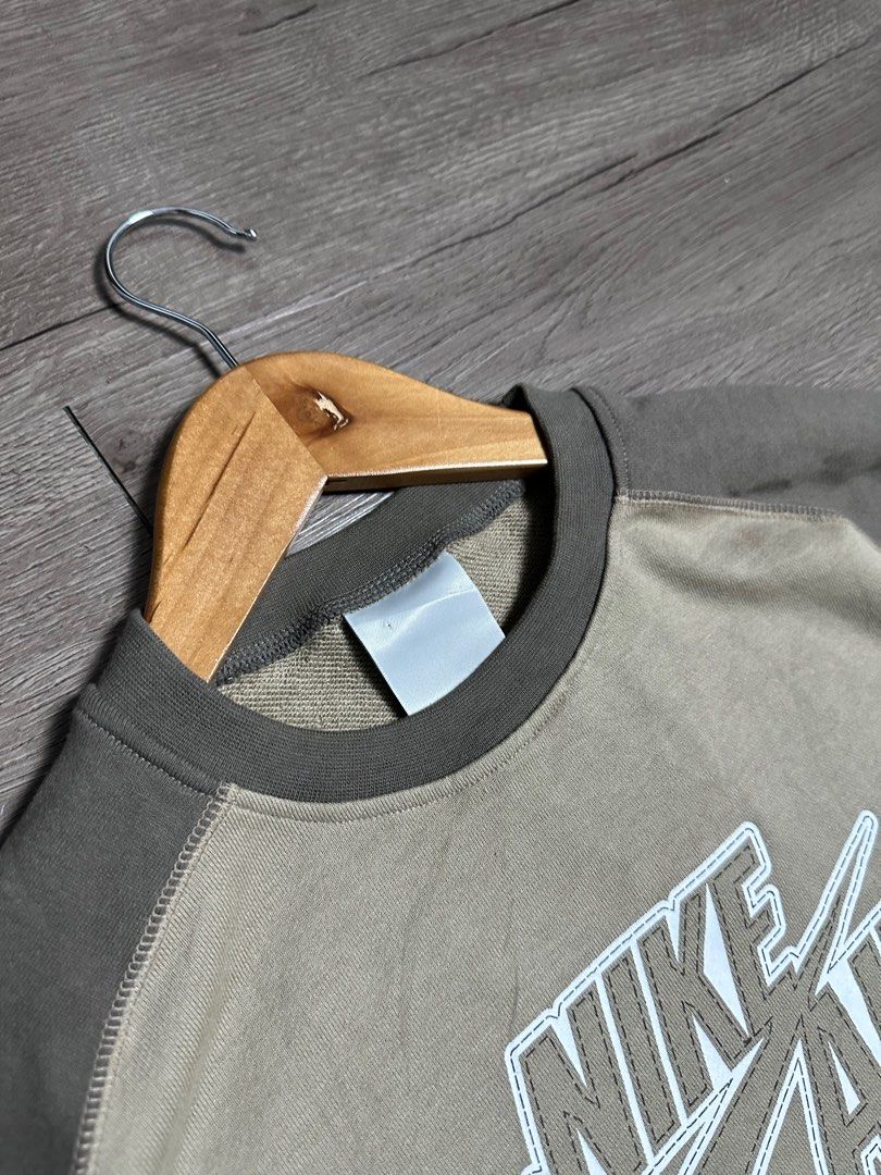 Nike sweatshirt deadstock
