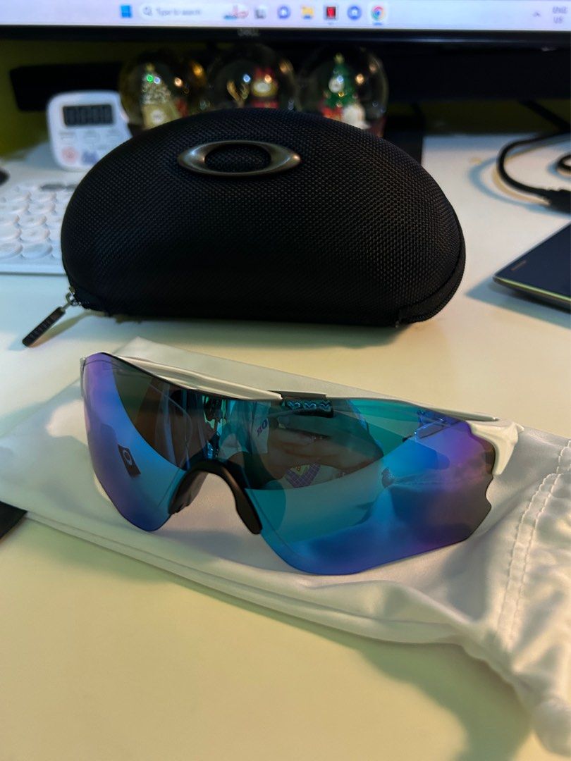 Oakley evzero stride sapphire iridium top