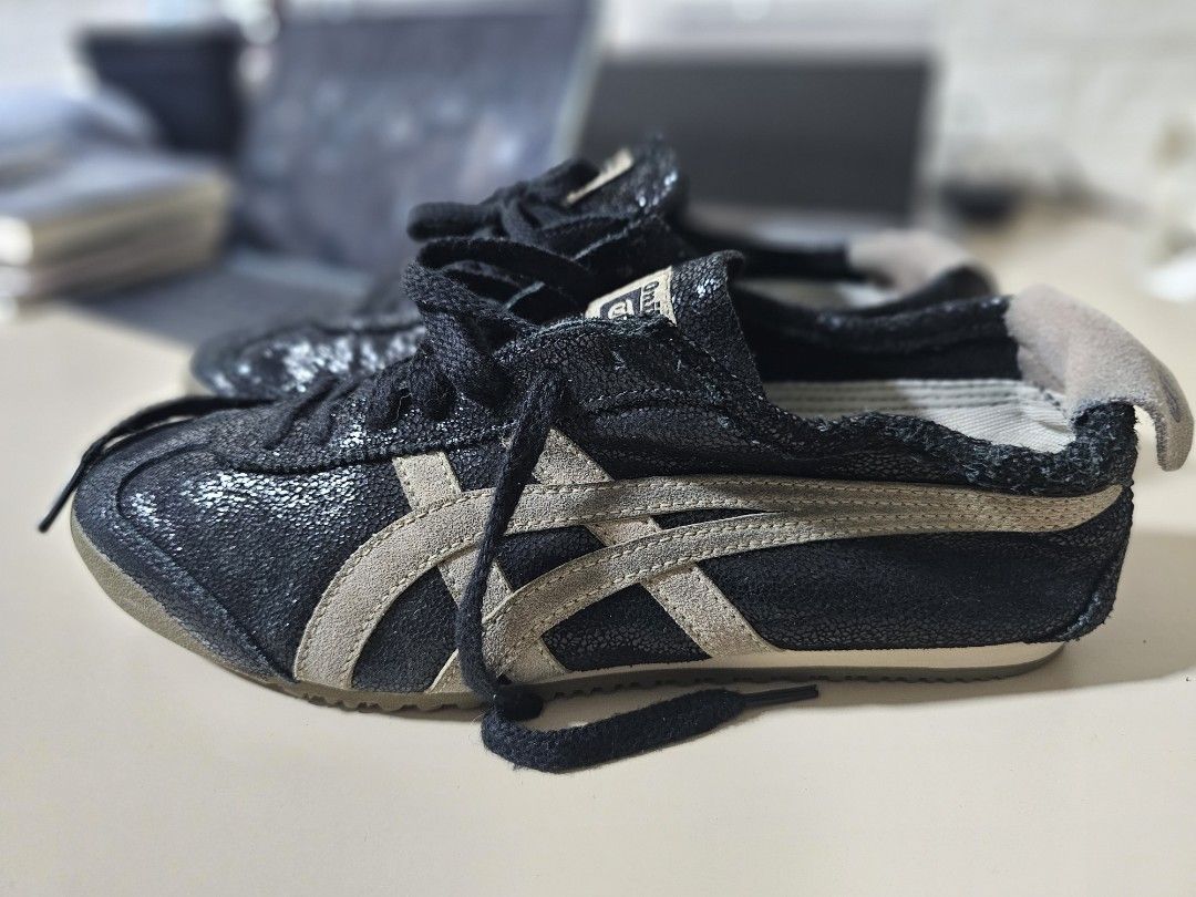 Onitsuka Tiger, Women's Fashion, Footwear, Sneakers on Carousell