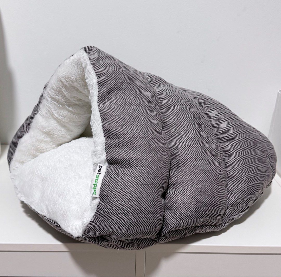 PetShoppe Cat Dog Cave Bed Pet Supplies Homes Other Pet
