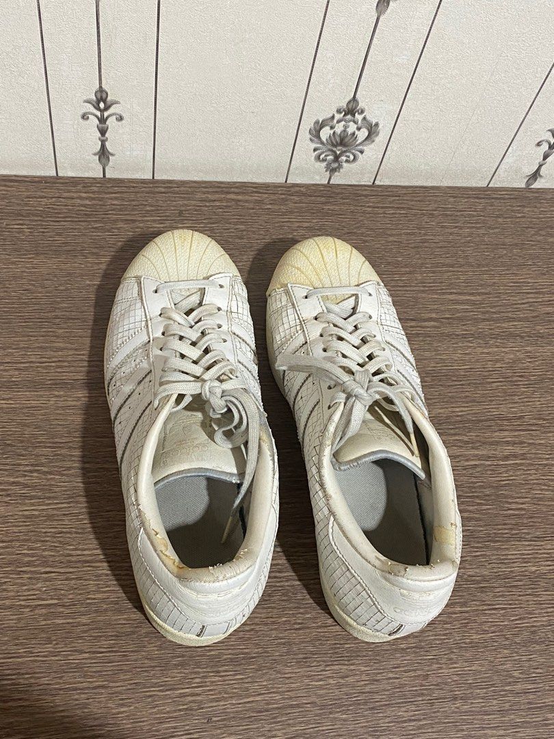 Adidas 2025 superstar 42.5