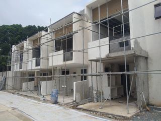 PRESELLING and Ongoing construction
 2 STOREY TOWNHOMES with
3 Bedrooms and 2 Car Garage,
located in brgy. san isidro ,antipolo city