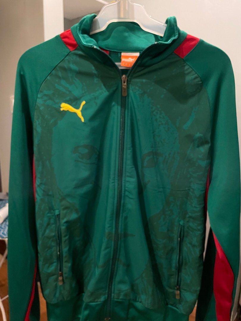 Puma Jacket (Category: Coats, Jackets and Outerwear) located in Muntinlupa City. Submitted by kdloading (Listing ID 1276606671, Image 1). Description: Medium 22x27.