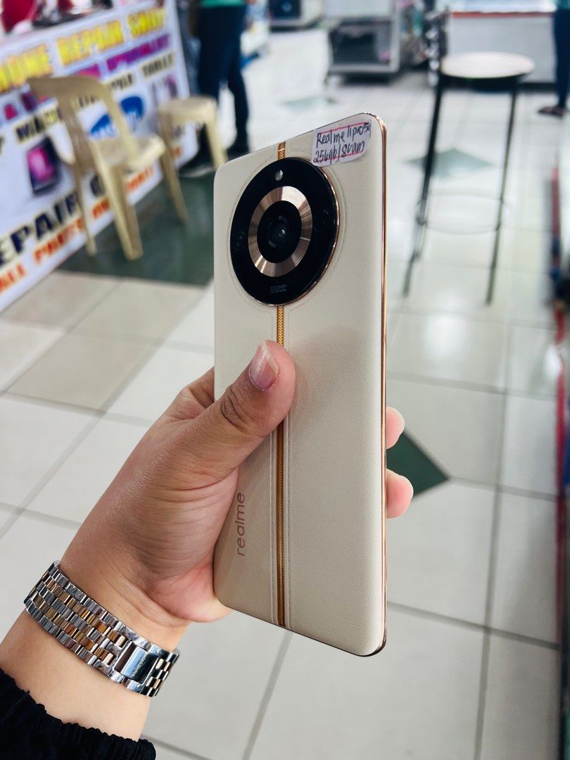 Realme 11 Pro 5G 256gb NTC (Category: Realme) located in San Juan City. Submitted by javedsgadgetshop (Listing ID 1276635550, Image 2). Description: OPEN FOR INSTALLMENT VIA CREDIT CARD/GGIVES & SWAP/TRADE-IN! WE BUY AND SELL ( ANYKINDS OF UNIT BINIBILI PO NAMIN)! PTPA : Padelete po f bawal Read ❗️Onhand ‼️ Realme 11 Pro 5G •256gb •NTC Variant •Good batt health •Factory unlock •95% Smoothness •No hidden issue | No Repaired •100% Authentic | Not R