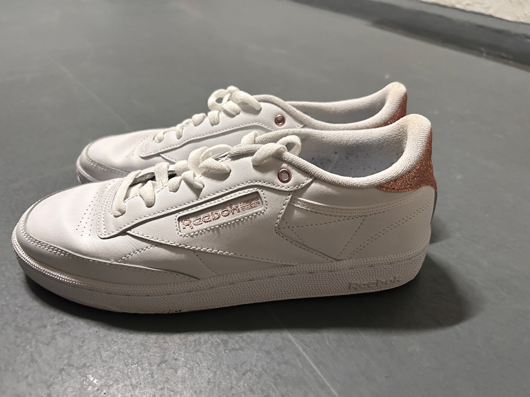 Reebok white pink sneakers Women s Fashion Footwear Sneakers on