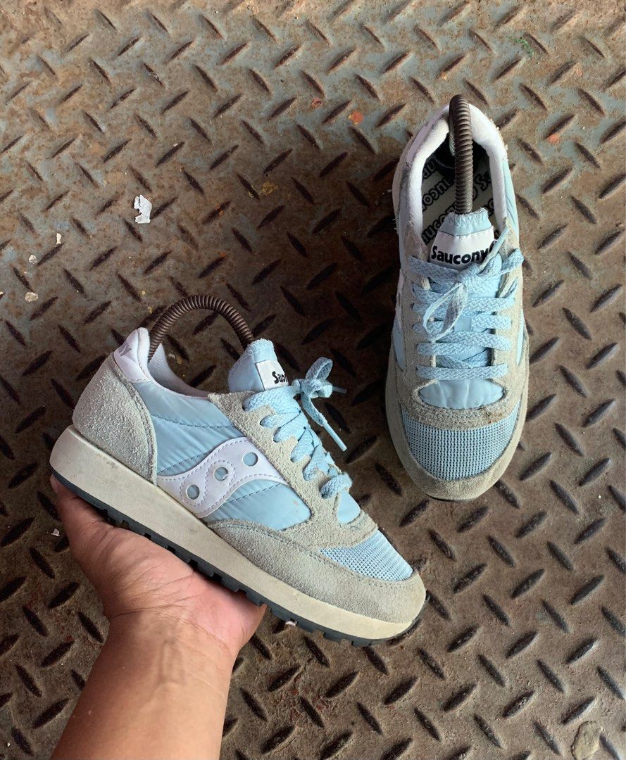 Saucony Vintage Jazz | Size 37 (Category: Sneakers) located in Silang. Submitted by zrchustle.604 (Listing ID 1276599406, Image 1). Description: No issue.