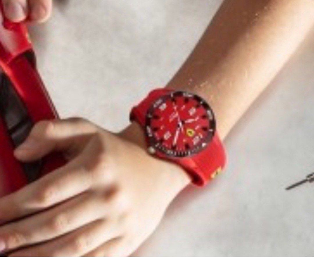 Scuderia Ferrari Couple Watch Women s Fashion Watches Accessories Watches on Carousell