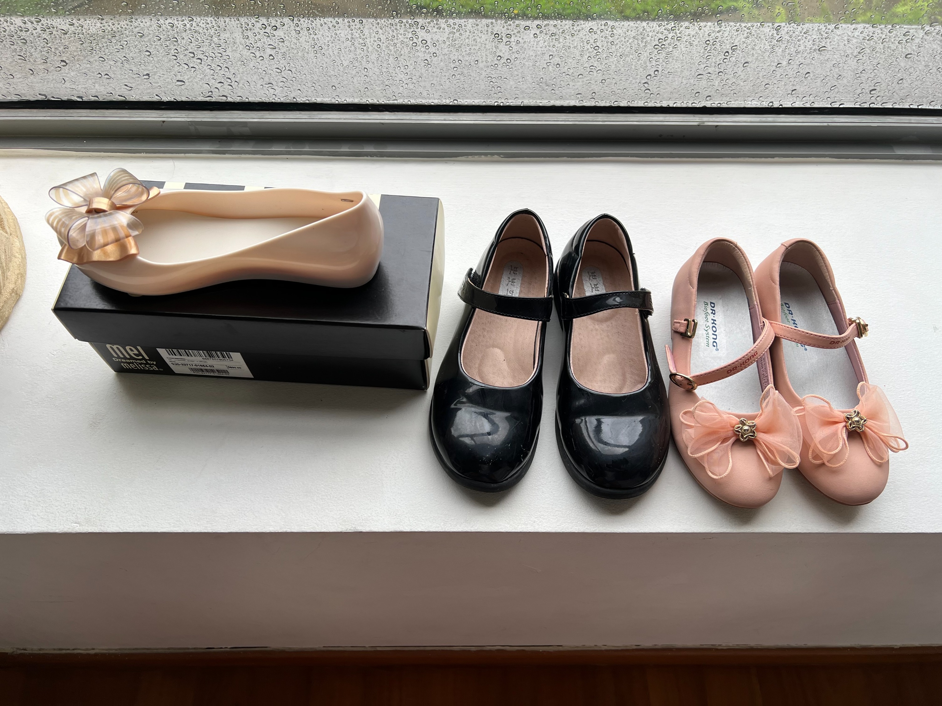 Mel shoes top