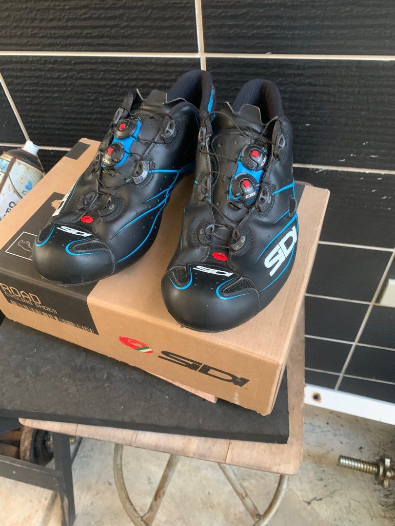 Sidi Cycling Shoes (Category: Bicycles) located in Manila. Submitted by rufino65 (Listing ID 1276492727, Image 2). Description: Sidi Shot cycling shoes. Size 44. Zero issues. Very minimal scratches. Rare color. Seldom used. Negotiable. .