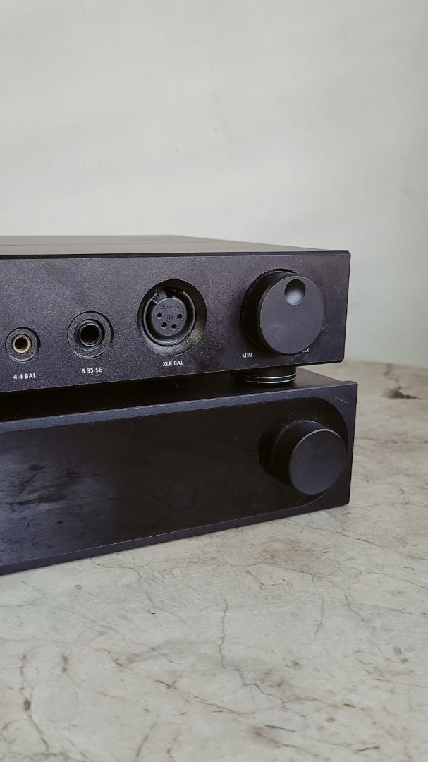 Soncoz SGD1 (Category: Soundbars, Speakers & Amplifiers) located in Angono. Submitted by arrowwhy (Listing ID 1276587481, Image 3). Description: Selling my Singxer SA-1 (sold) Bought the Soncoz Q1 of 2021 from Soundwave for 27k PS I'm also selling my Arya. I can give a discount if you get both units .