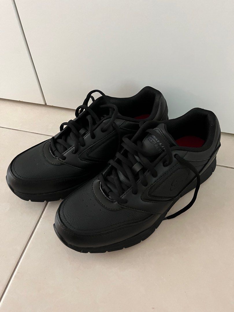 Where can i buy outlet skechers trainers near me