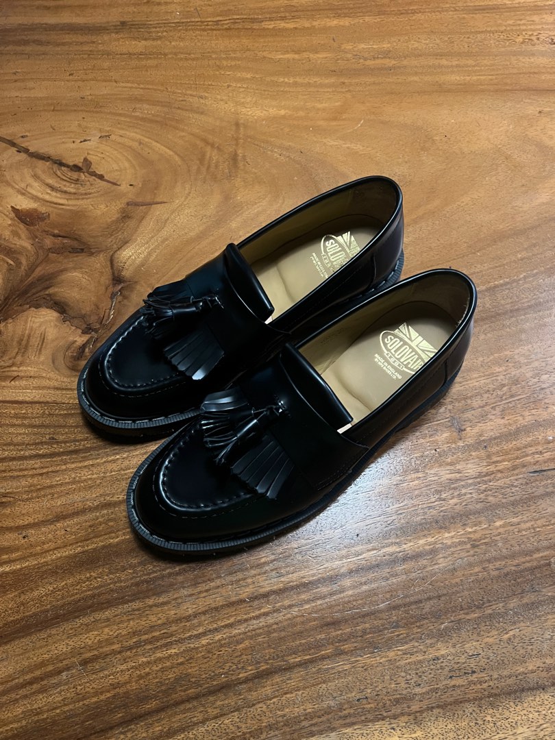 Loafer Tassel Vegano Solovair - Hombre, Color Rojo Cereza, Hecho En Inglaterra