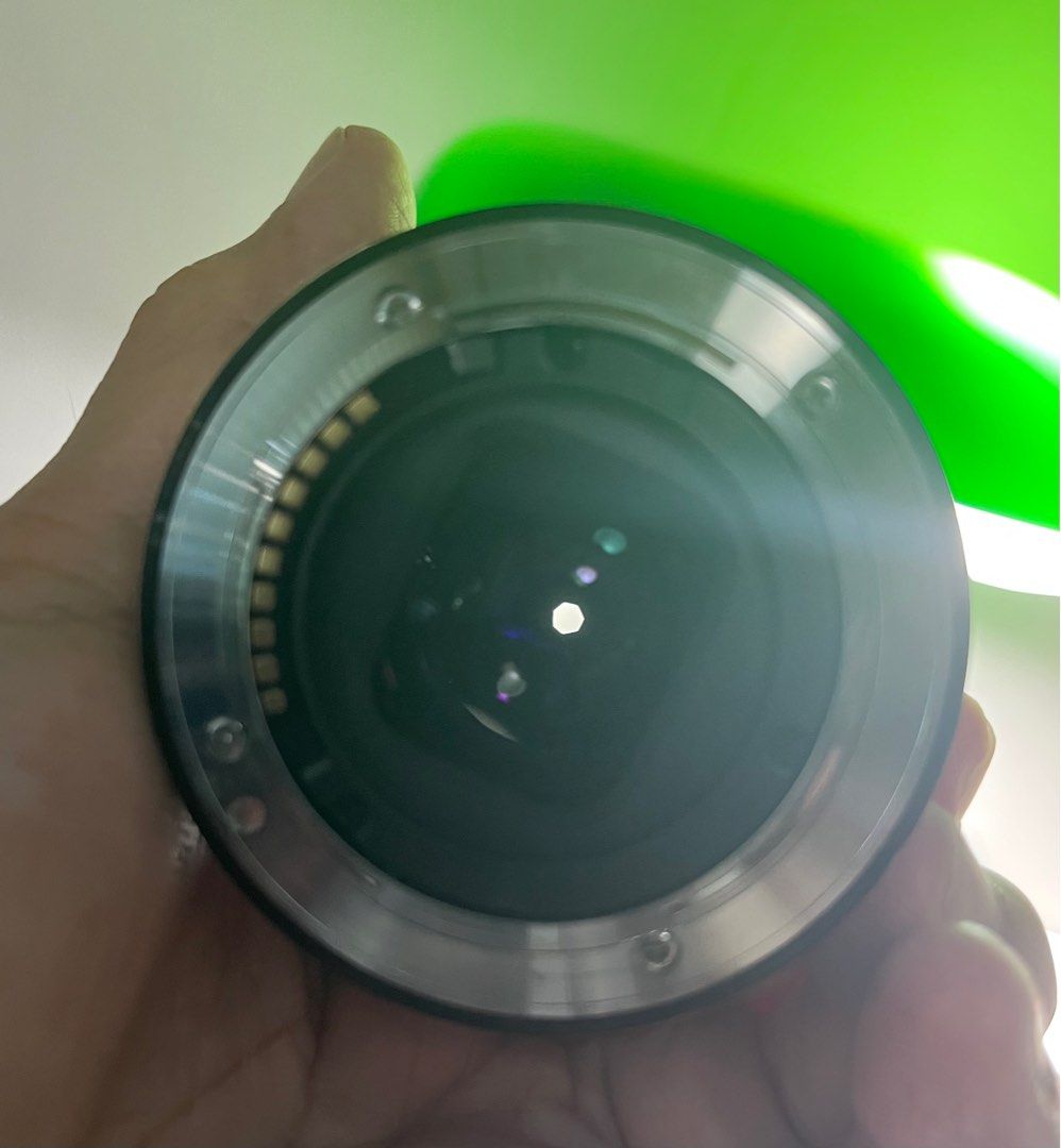 Sony lens FE 50mm 1.8 E mount, Photography, Lens & Kits on Carousell