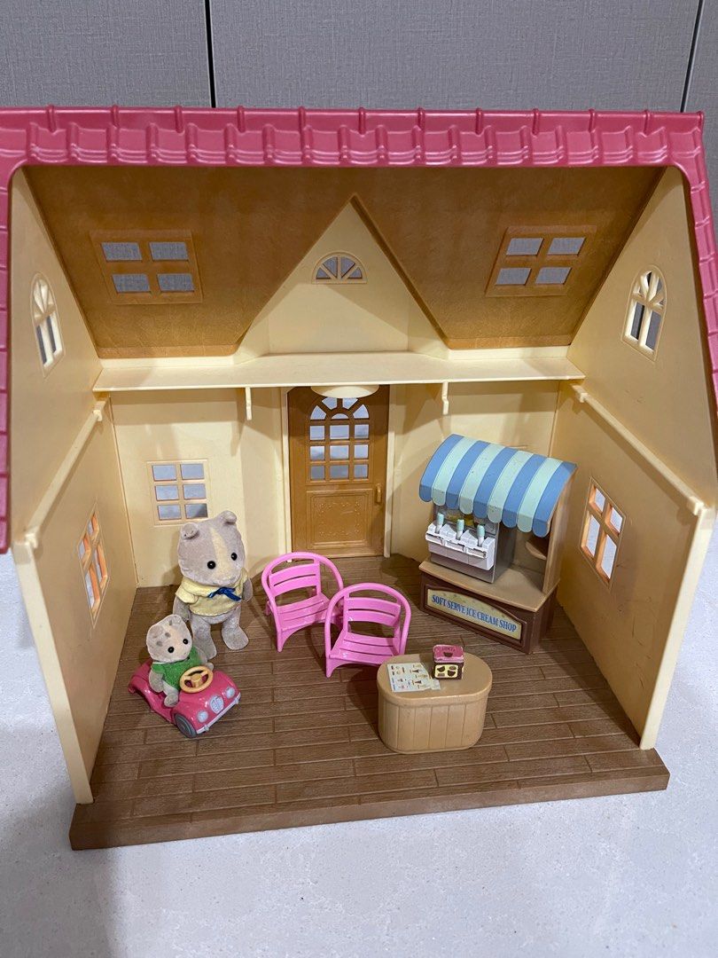 Sylvanian families ice cream parlour 2025