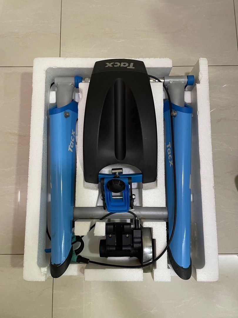 Home trainer sales tacx satori décathlon