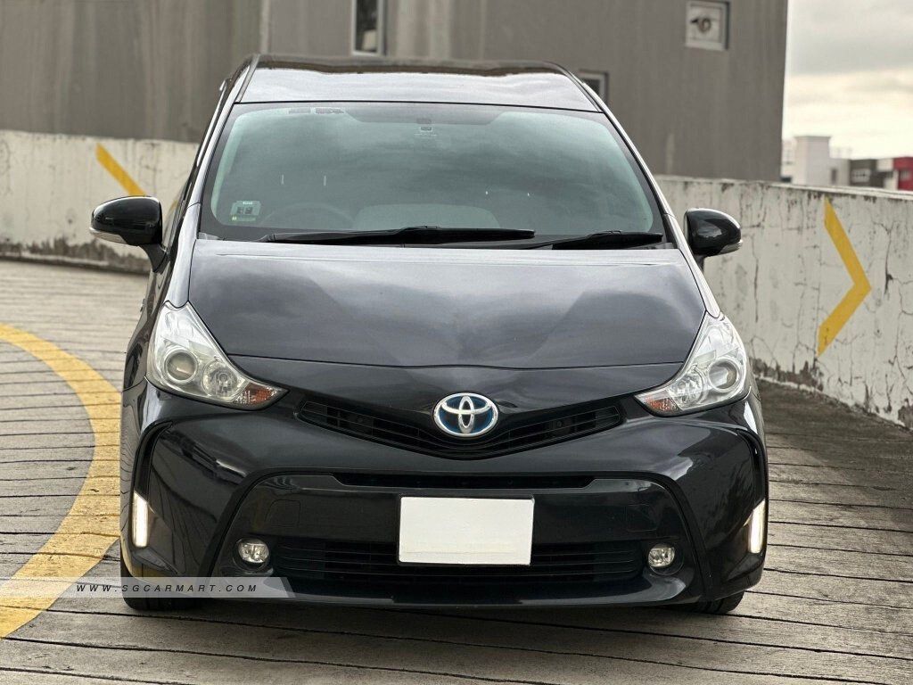 Toyota Prius Hybrid 7 Seater Mpv 18 Monthly Weekly Daily Car Rental Cars Car Rental On Carousell