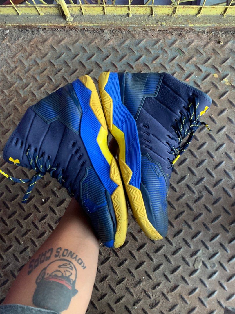 Under armour curry 2.5 women on sale