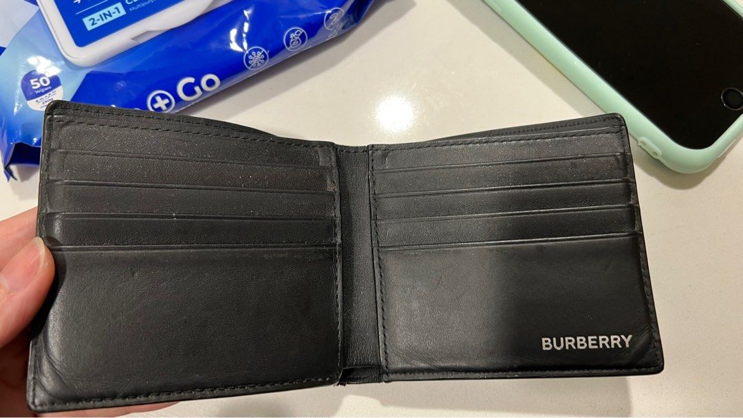 Used burberry on sale mens wallet