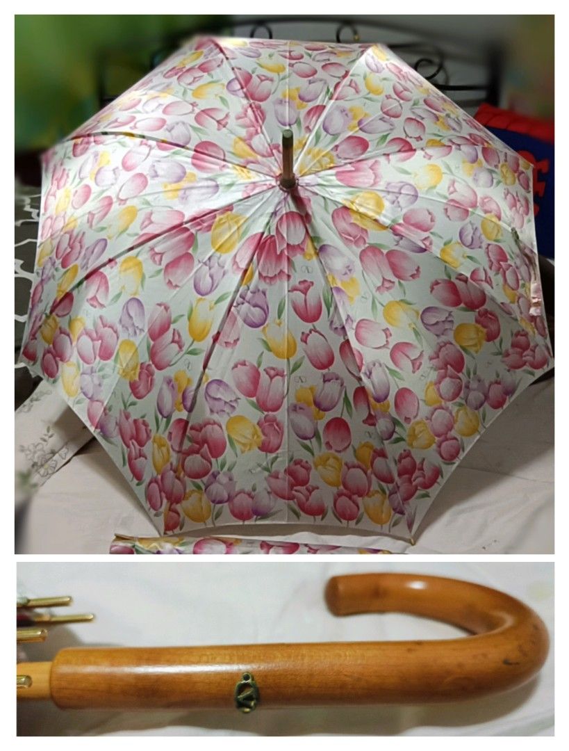 Valentino Garavani Parasol (Category: Umbrellas) located in Polomolok. Submitted by dkljapansurplus (Listing ID 1276471414, Image 1). Description: .
