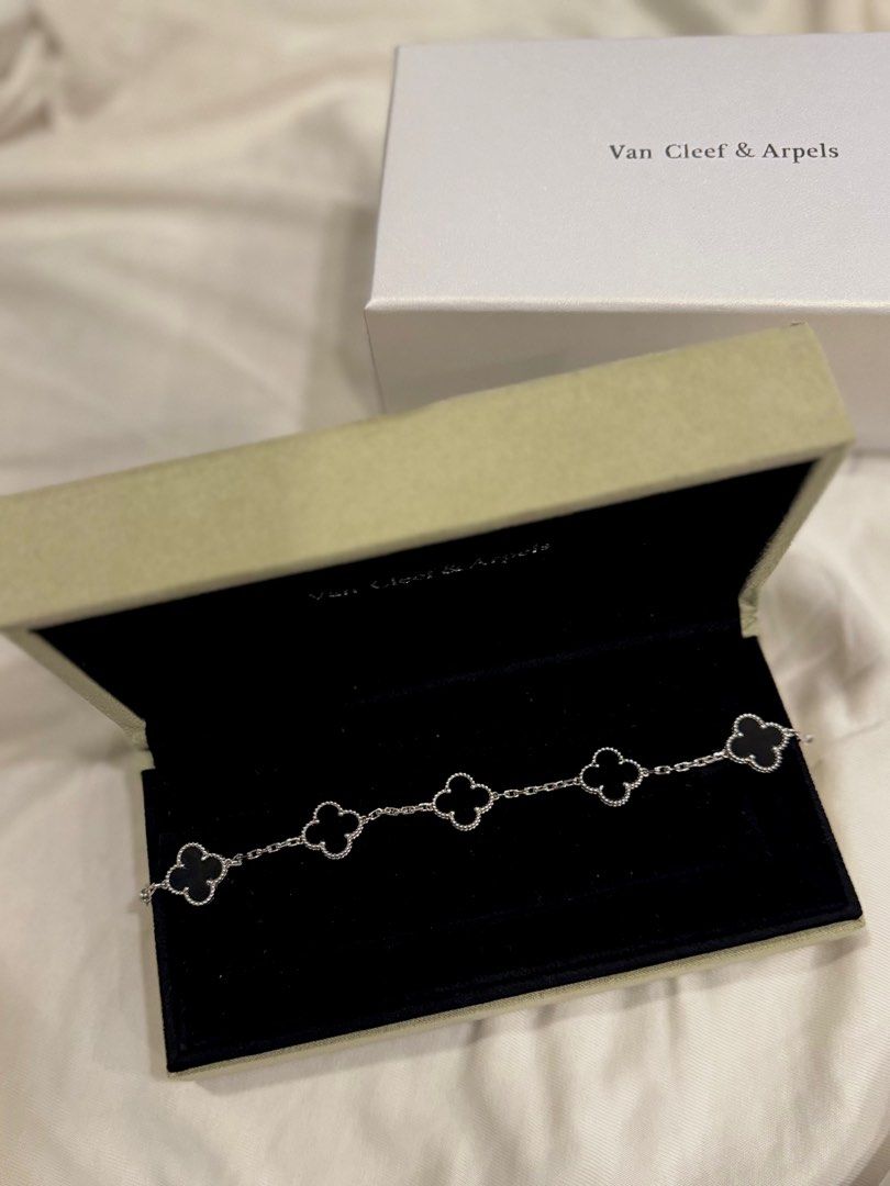 White gold onyx bracelet outlet