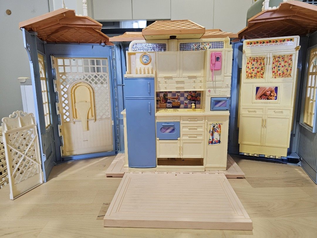 Barbie house deals 1998