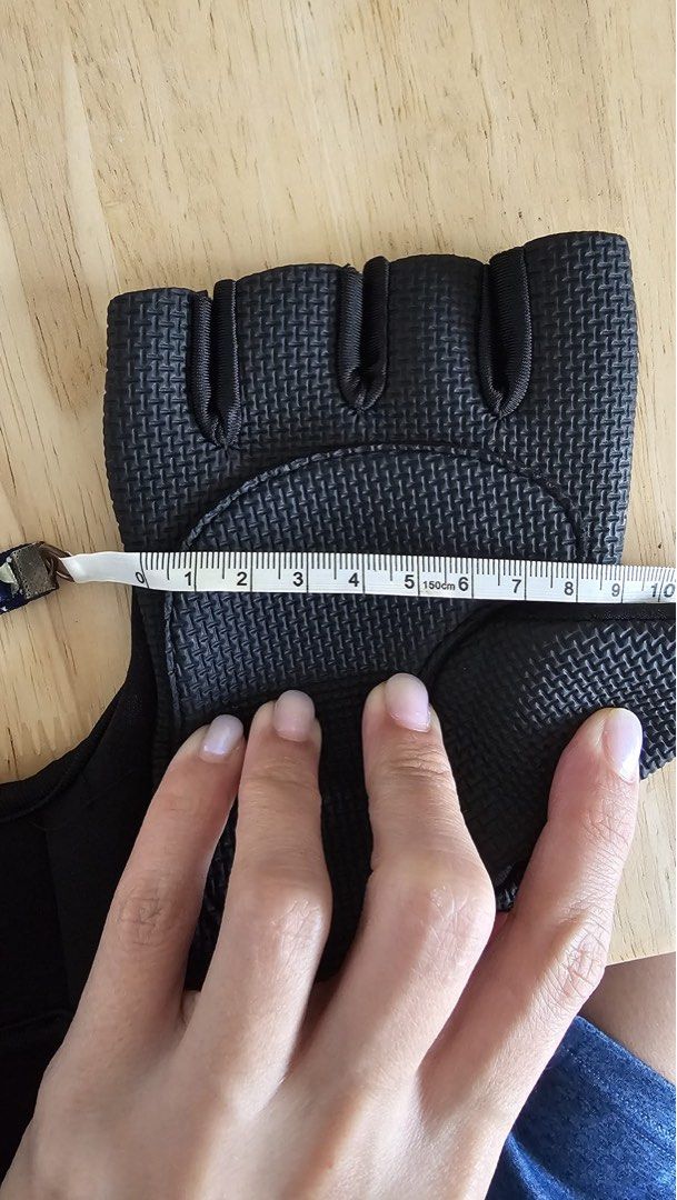 Gym discount gloves price