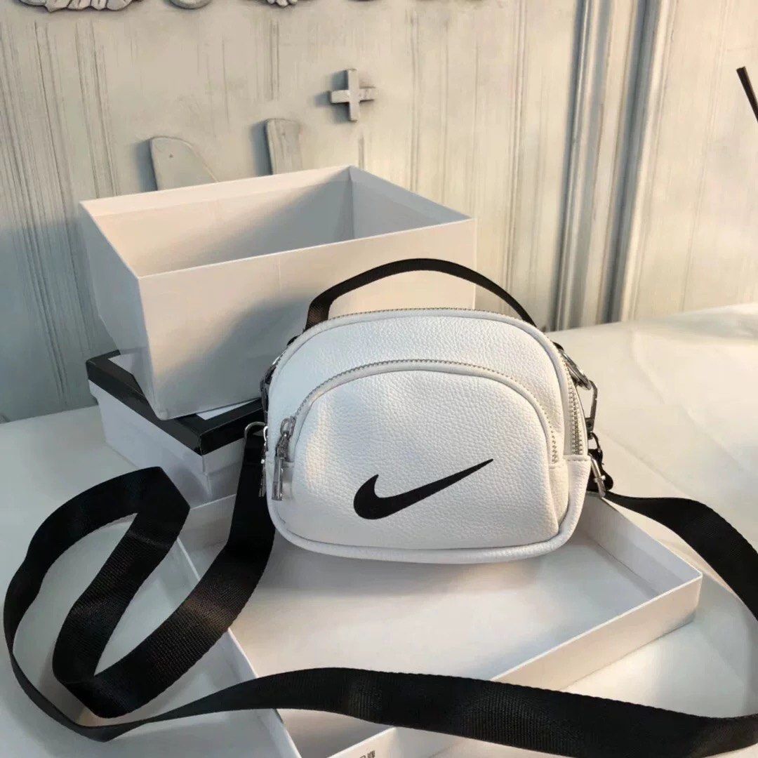 White nike purse discount