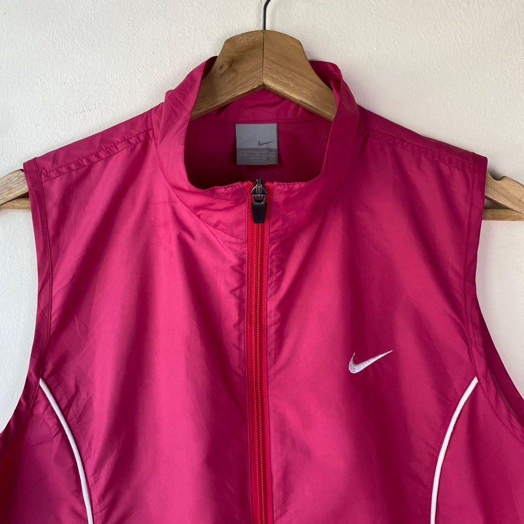 Pink clearance nike vest