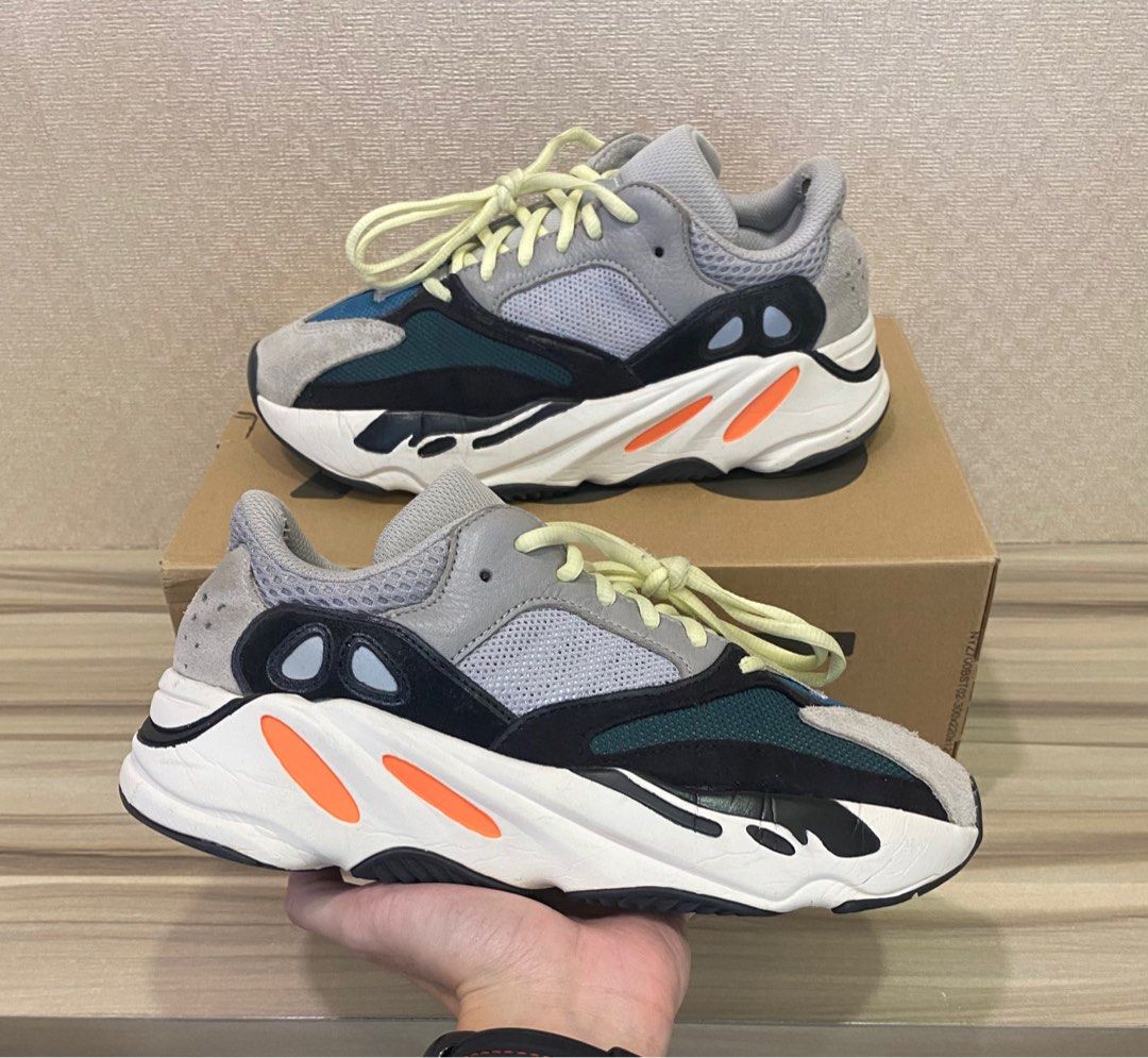Yeezy 700 wave runner best sale style
