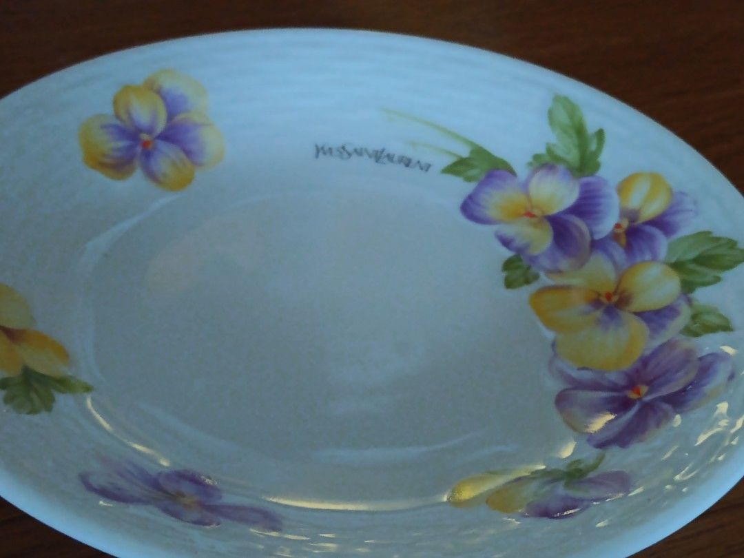 YSL 16.5cm Salad/Dessert Plate (Category: Dinnerware & Cutlery) located in Polangui. Submitted by cornerbags_shoes (Listing ID 1276580950, Image 3). Description: 16.5cm diameter only 1 piece available no original box.