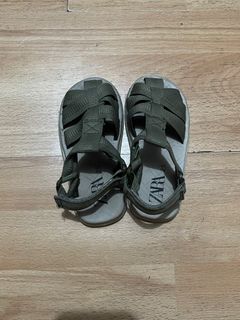 (Category: ) located in . Submitted by kascloset (Listing ID 1276645163, Image 1). Description: .