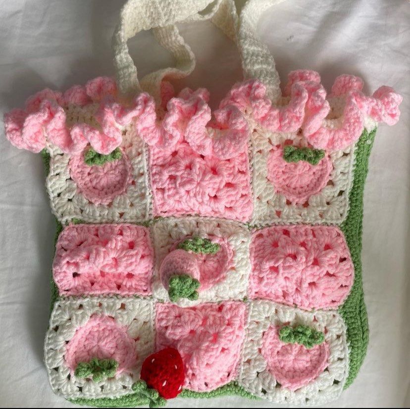 How To Create a Cute Crochet Baby Cactus Bag - Atelier Delilah