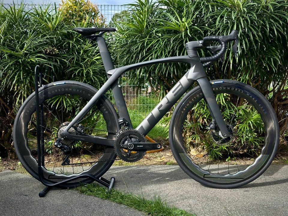 Trek madone di2 ultegra hotsell