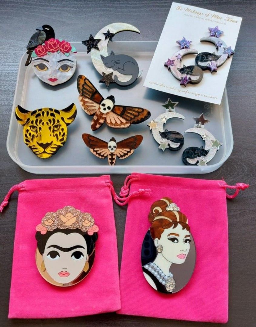 Making of miss jones outlet brooches