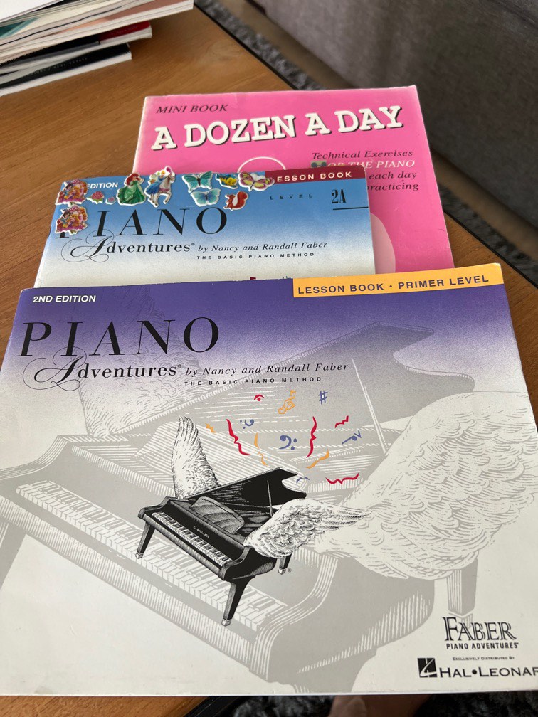 A Dozen A Day Volume 5 - Livre D'exercices Techniques Pour Piano - Niveau Avancé