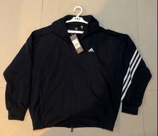 Adidas jacket boxy type