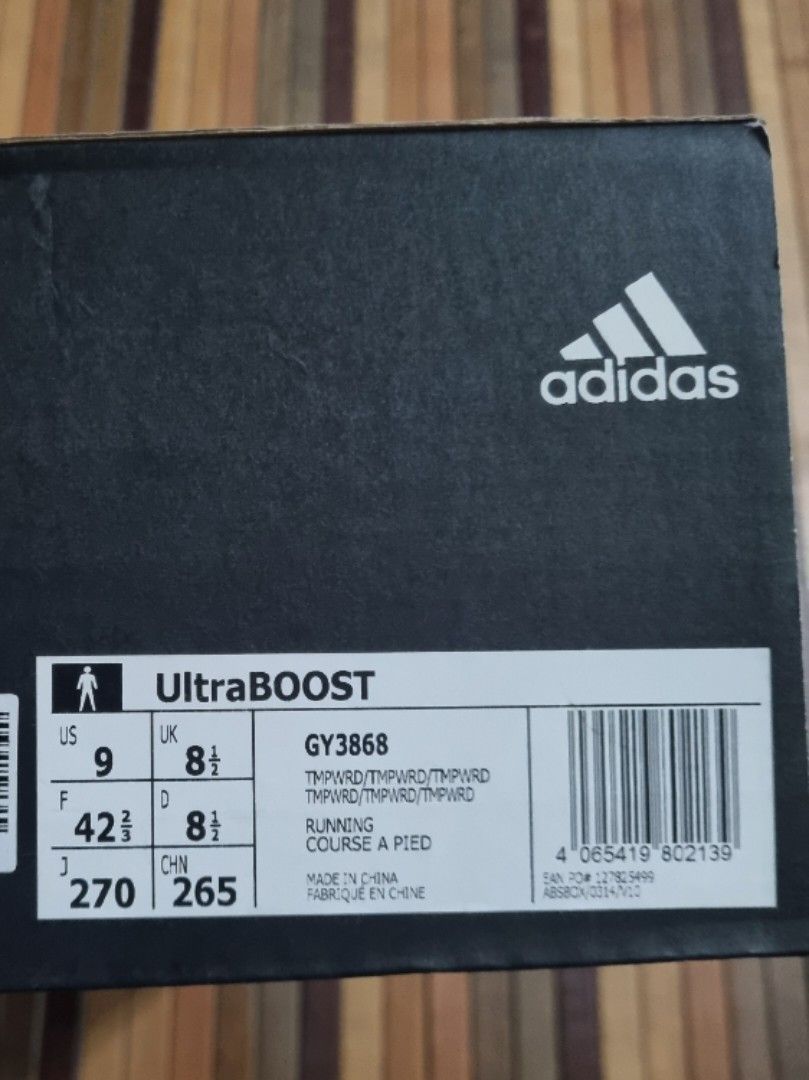 Adidas UltraBOOST Men s Fashion Activewear on Carousell