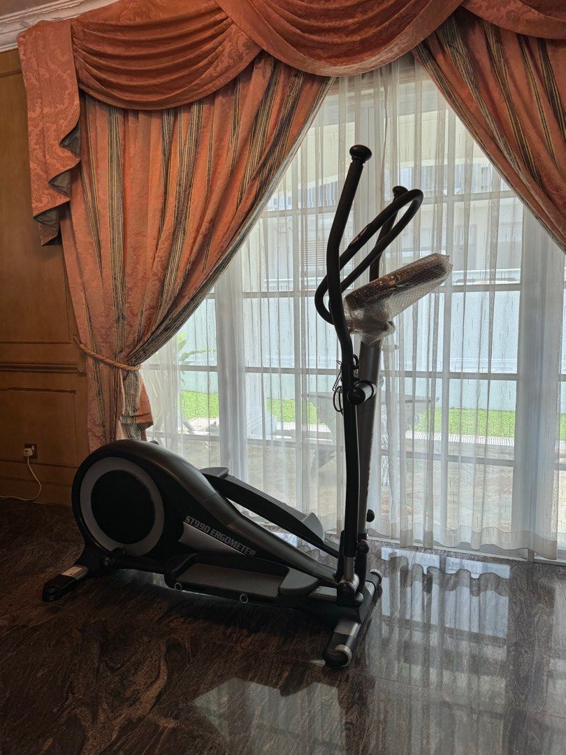 Aibi ST990 ERGOMETER Cross Trainer