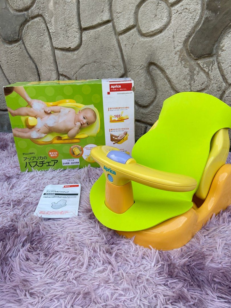 Aprica BathChair (Category: Bathtub & Bath Accessories) located in Manila. Submitted by avalanchesonlineshopmainacount (Listing ID 1276910170, Image 1). Description: .